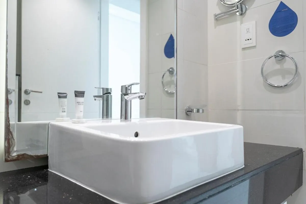 Premium 3Br With Canal View Comfort Dubai