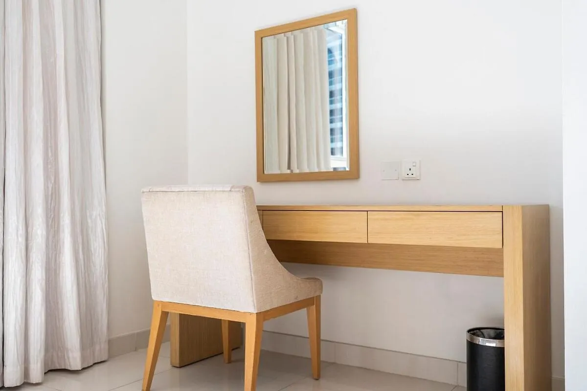 Premium 3Br With Canal View Comfort Dubai Apartment