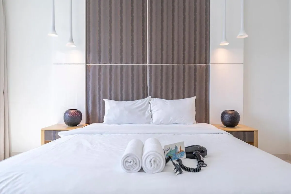 Premium 3Br With Canal View Comfort Dubai Apartment