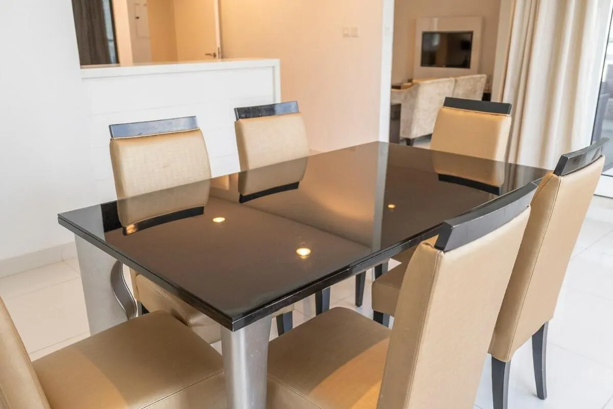Premium 3Br With Canal View Comfort Dubai
