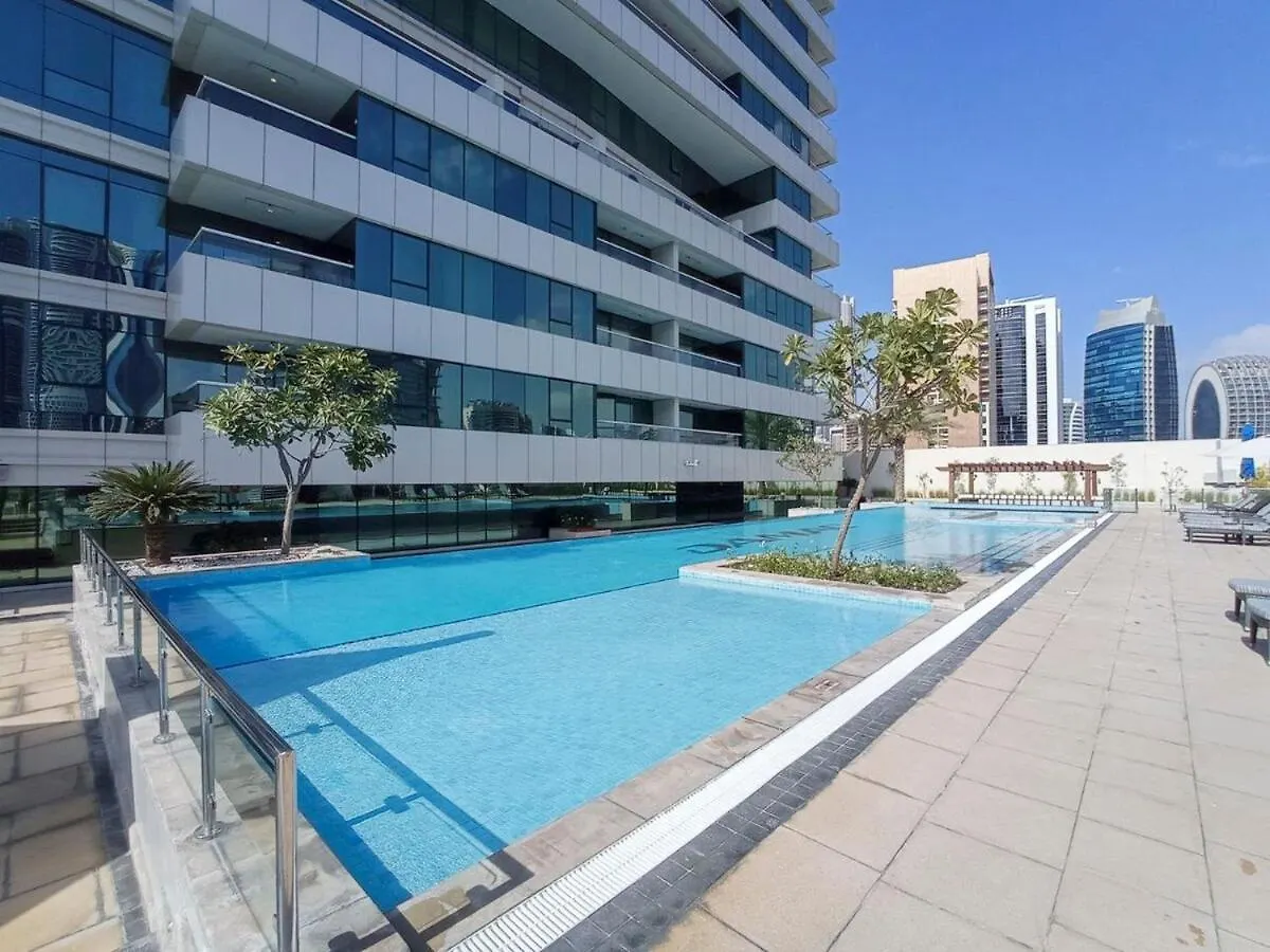 Premium 3Br With Canal View Comfort Dubai 0*,